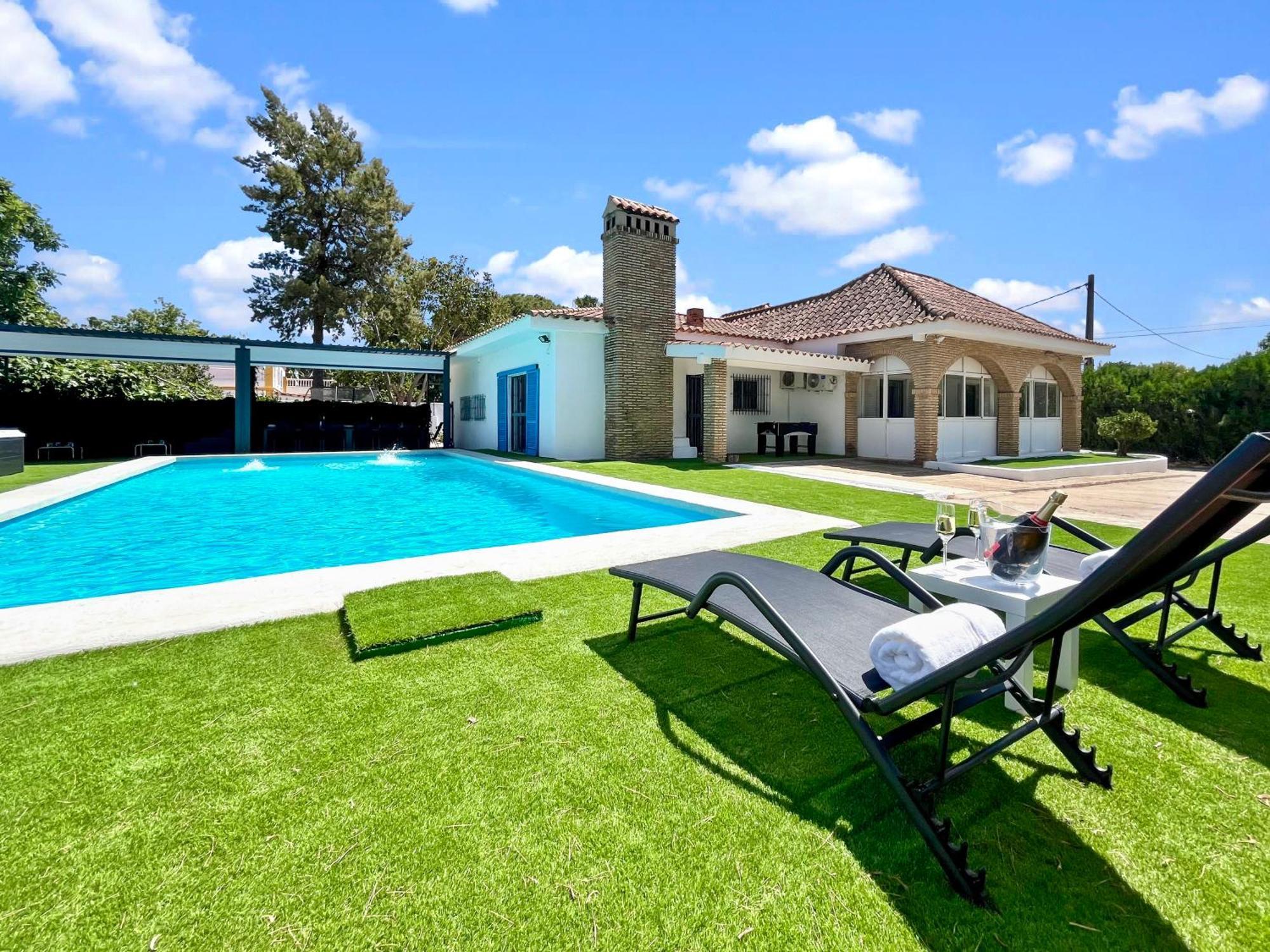 Villa San Patricio I Piscina Privada I Jacuzzi Spa I Bbq I Ps5 I Aire Acon I 3000M2 I 5Min-Centro Jerez de la Frontera Kültér fotó
