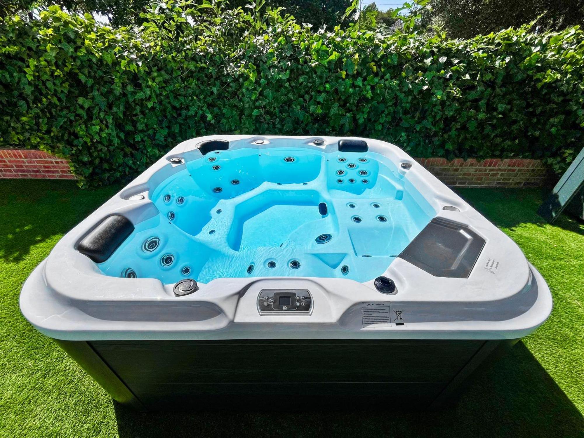 Villa San Patricio I Piscina Privada I Jacuzzi Spa I Bbq I Ps5 I Aire Acon I 3000M2 I 5Min-Centro Jerez de la Frontera Kültér fotó